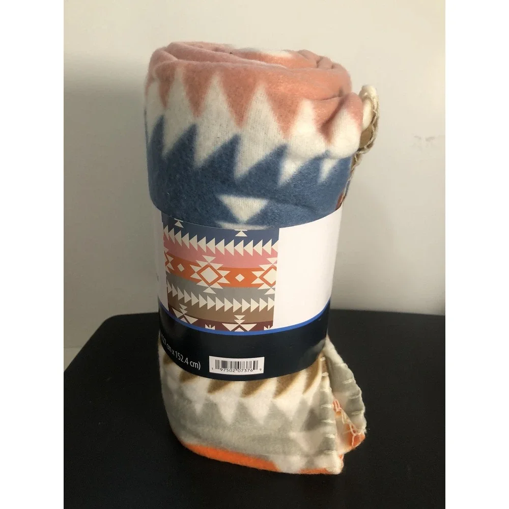 Mainstays‎ Striped Fleece Throw Blanket Soft Cozy Lightweight